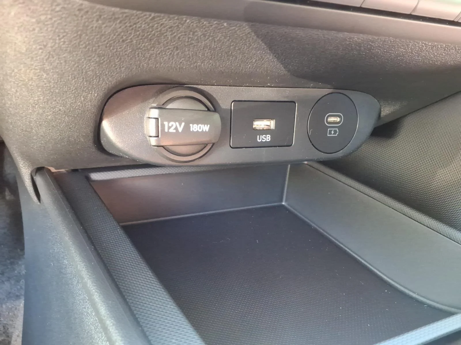 New 2026 Amazon Gray Hyundai SE image 26