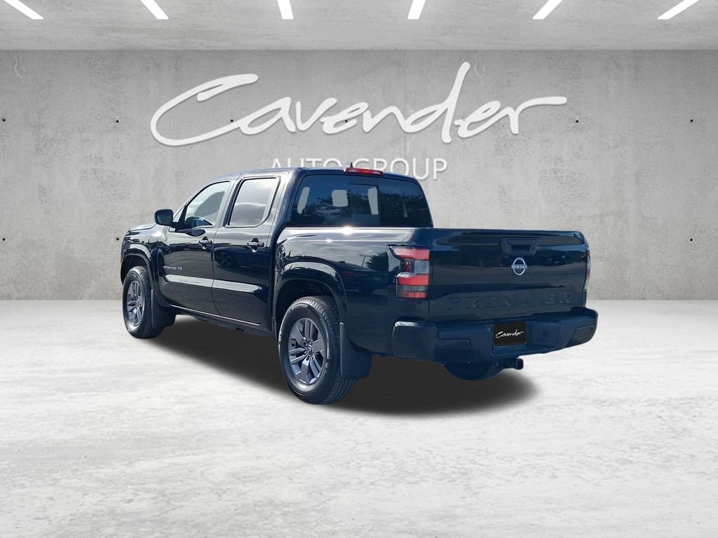 New 2027 Super Black Nissan Crew Cab SV image 15
