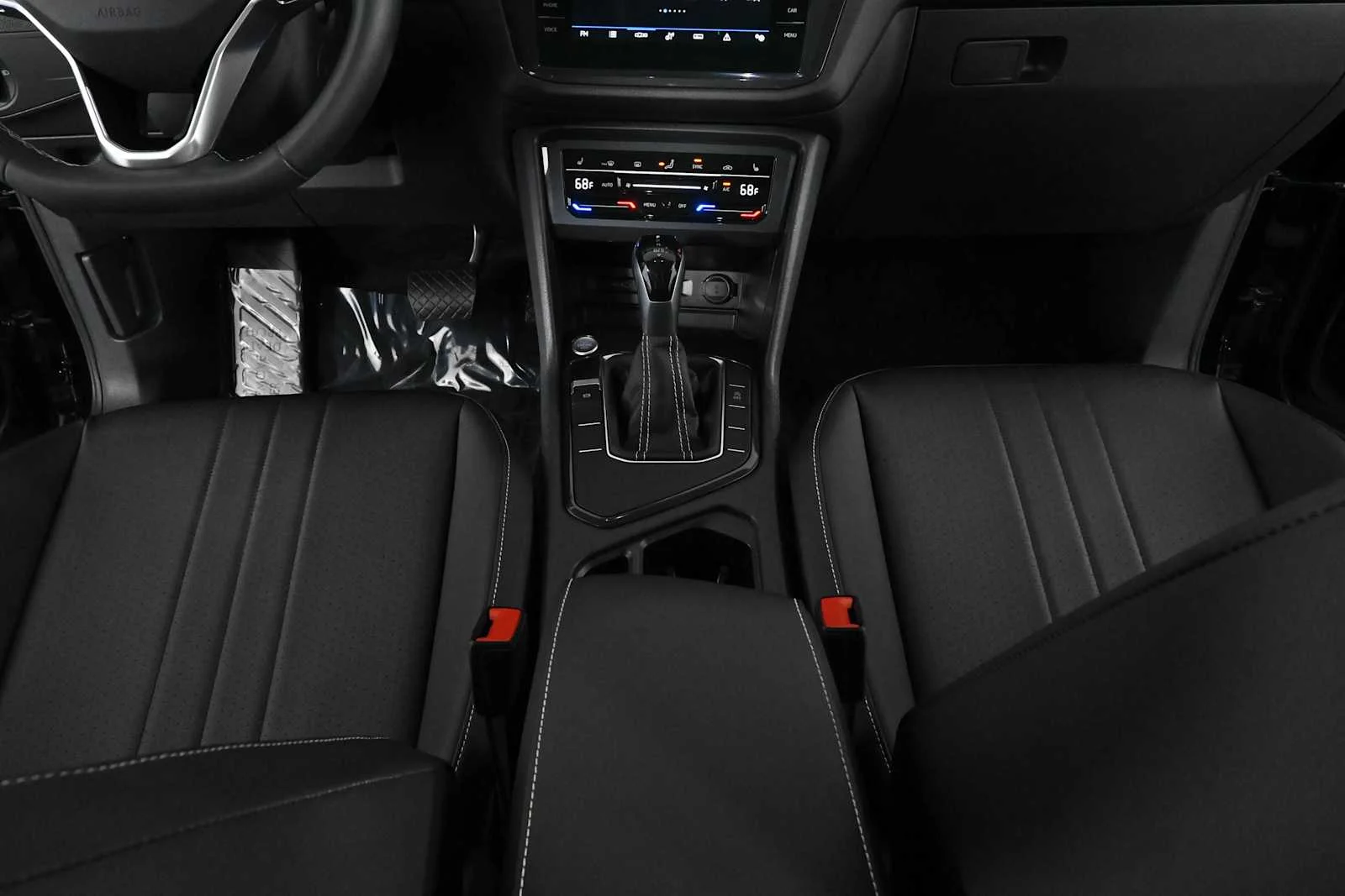 Certified Used 2022 Deep Black Pearl Volkswagen SE image 17