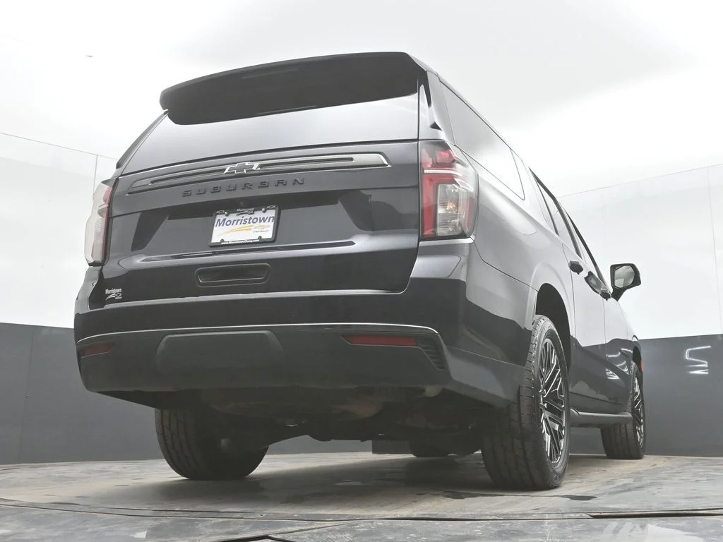 Used 2022 Gray Chevrolet Z71 image 40