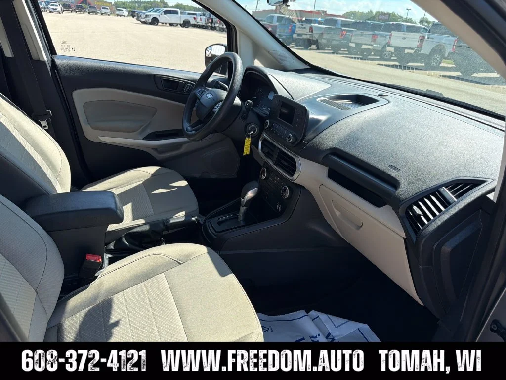 Used 2021  Ford S image 32