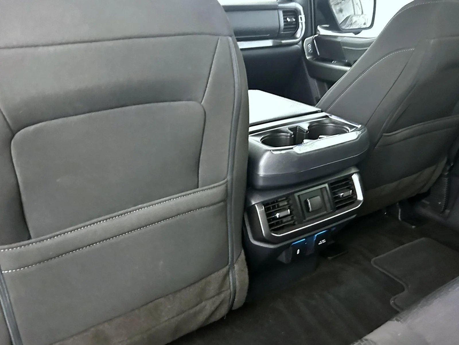 Used 2023 Black Ford XLT image 21