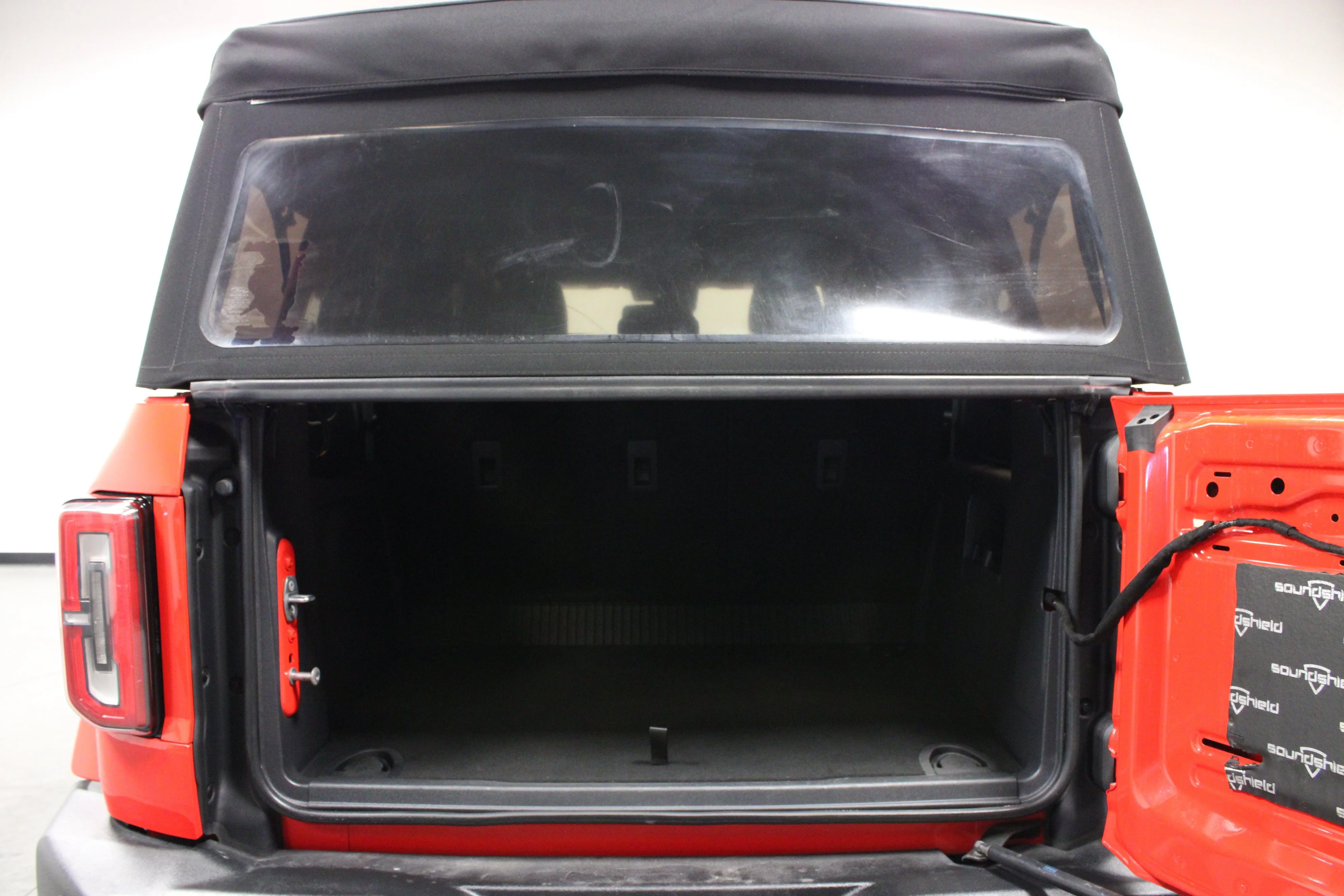 Used 2022 Race Red Ford Outer Banks image 14