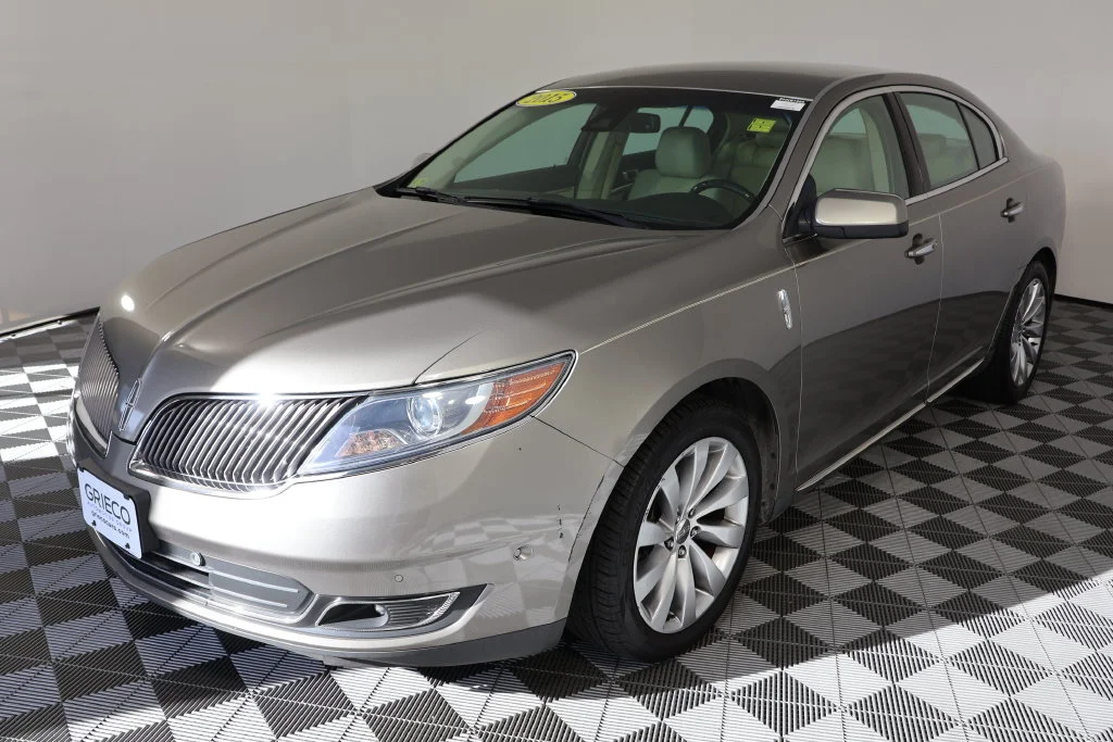 Used 2015 Luxe Lincoln  image 4