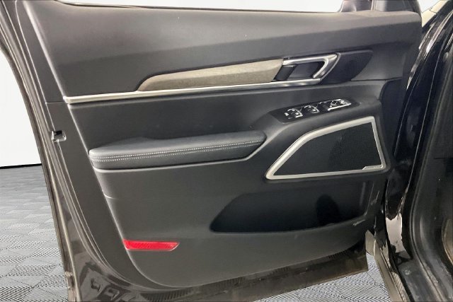 Used 2021 Black Kia EX image 12