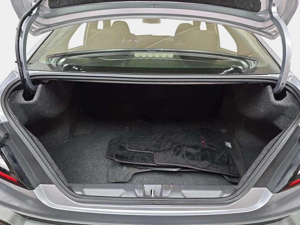 Used 2022 Silver Subaru Premium image 14