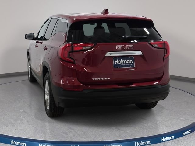 Used 2019 Red GMC SLE image 7