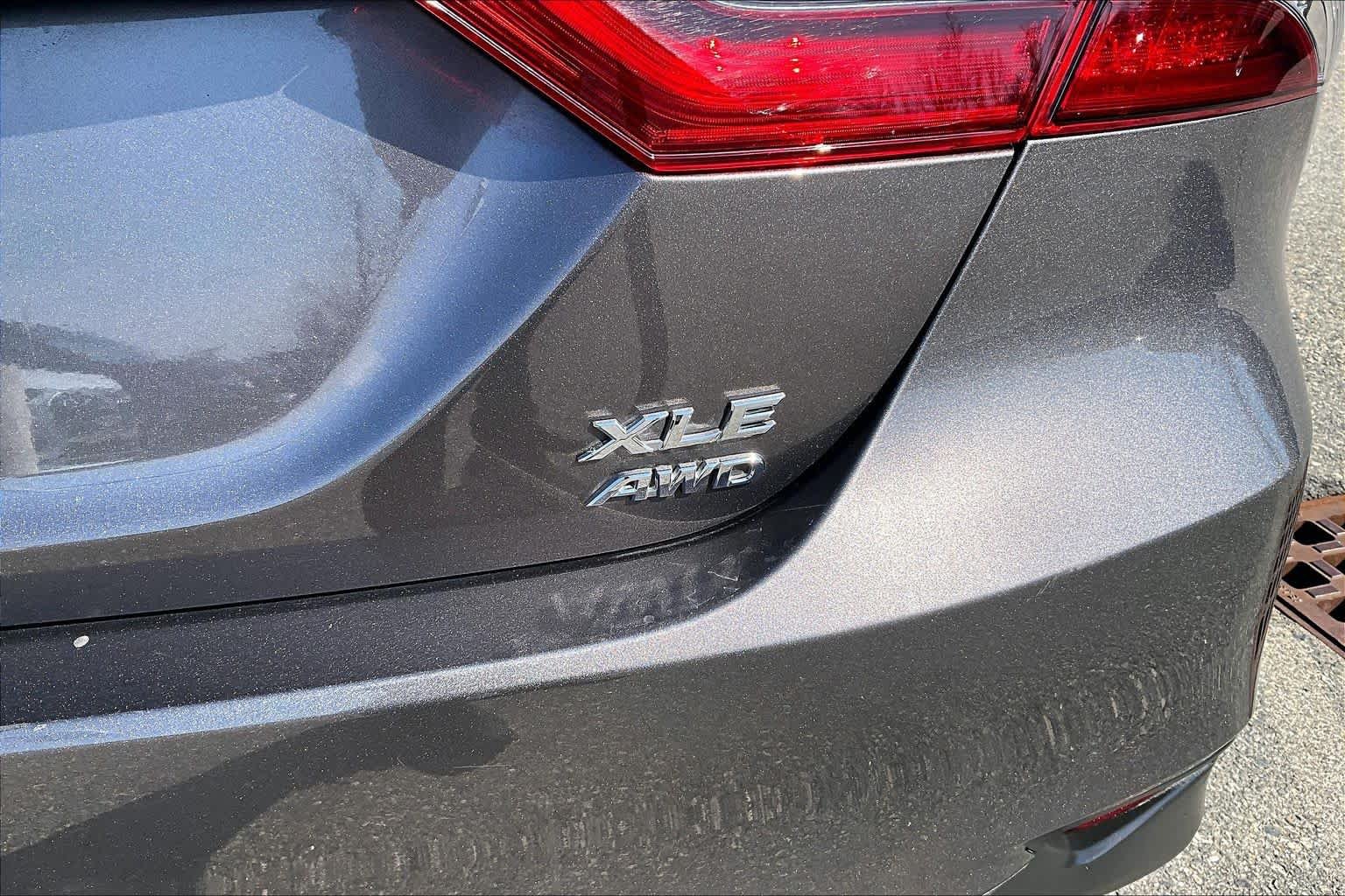 Used 2024 Predawn Gray Mica Toyota XLE image 10