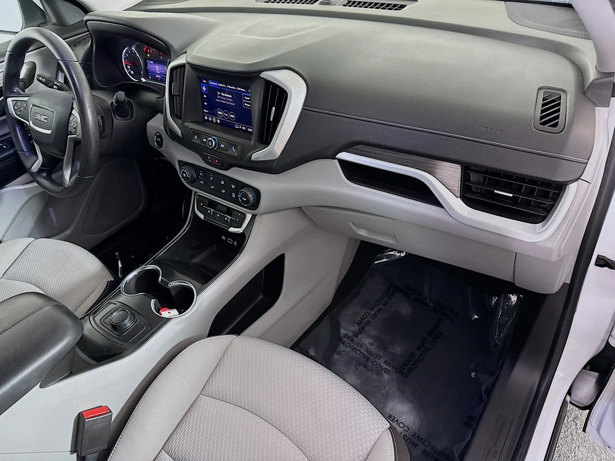 Used 2022 Summit White GMC SLE image 26