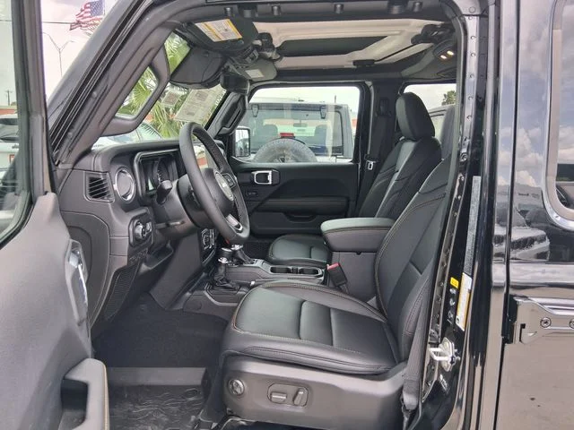 New 2026 Black Clear-Coat Exterior Paint Jeep Texas Trail image 19