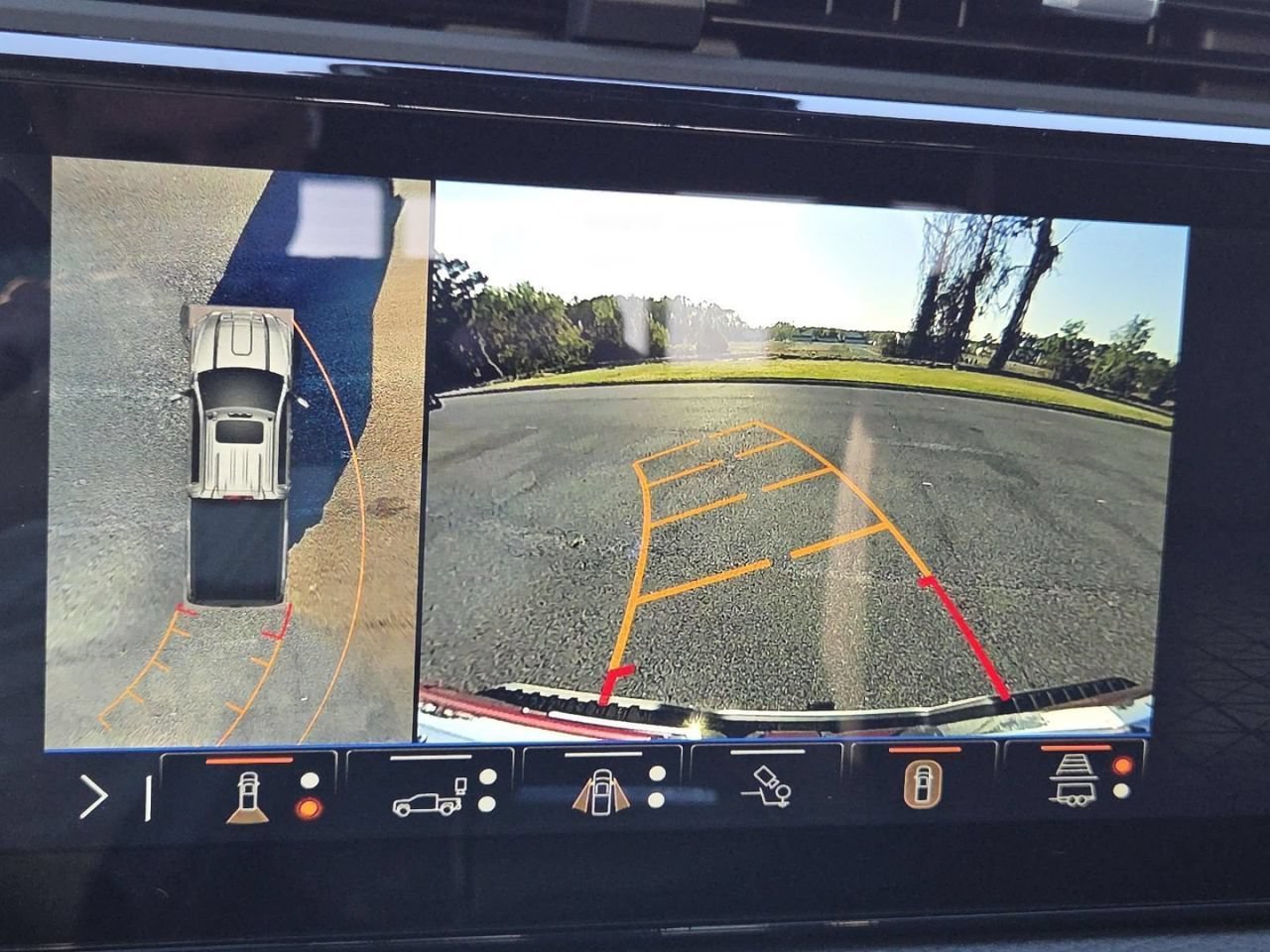 2026 GMC Sierra 2500HD Denali - Photo 11