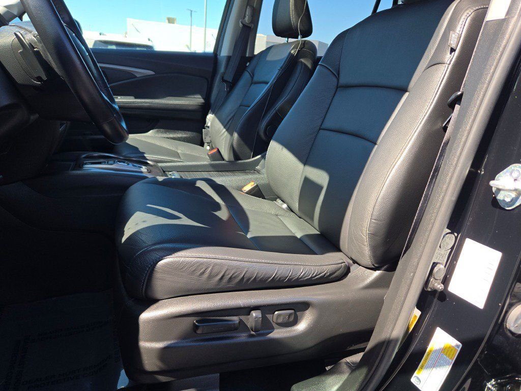 Used 2022  Honda Special Edition image 23