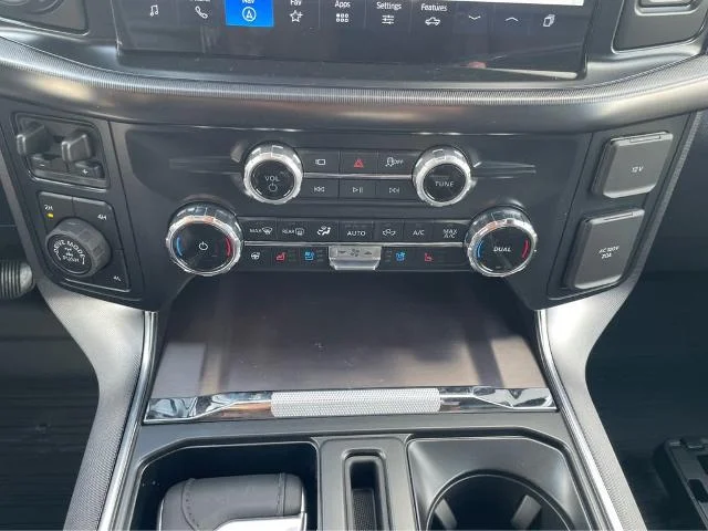 New 2025 Space White Metallic Ford Platinum® image 73
