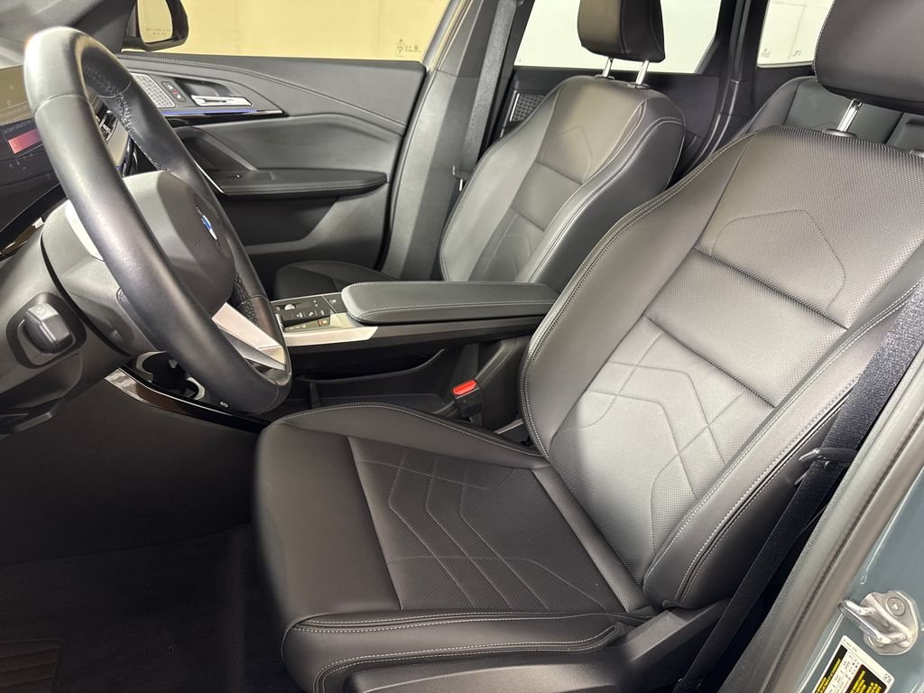 2025 BMW X1 28i - Photo 11