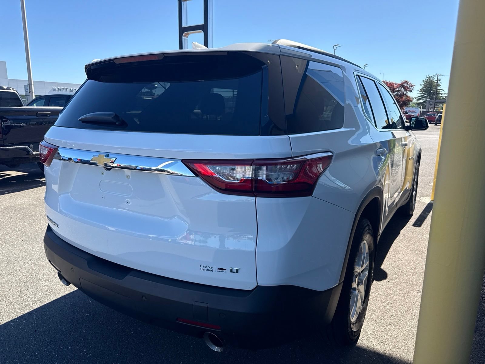 Used 2020 SUMMIT WHITE Chevrolet LT Cloth image 6