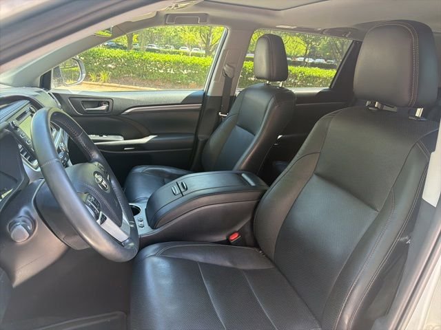 Used 2019 Silver Toyota Limited image 10