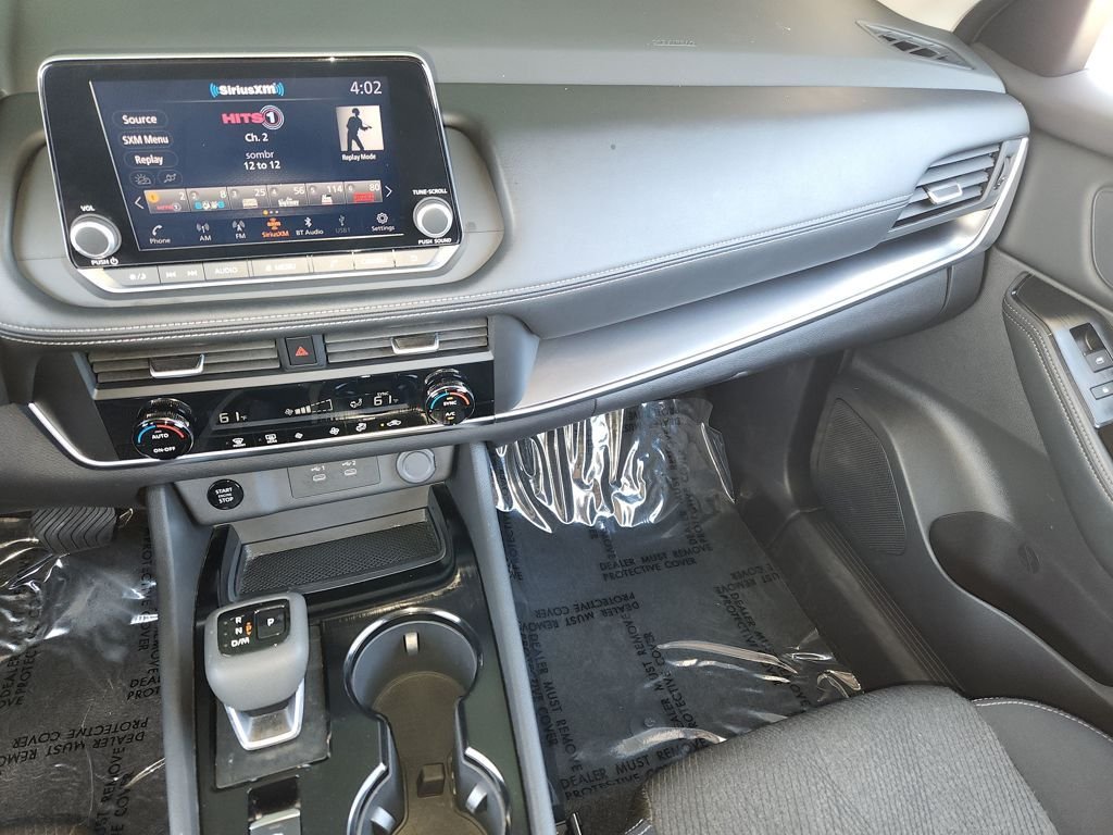Used 2025 Silver Nissan SV image 16