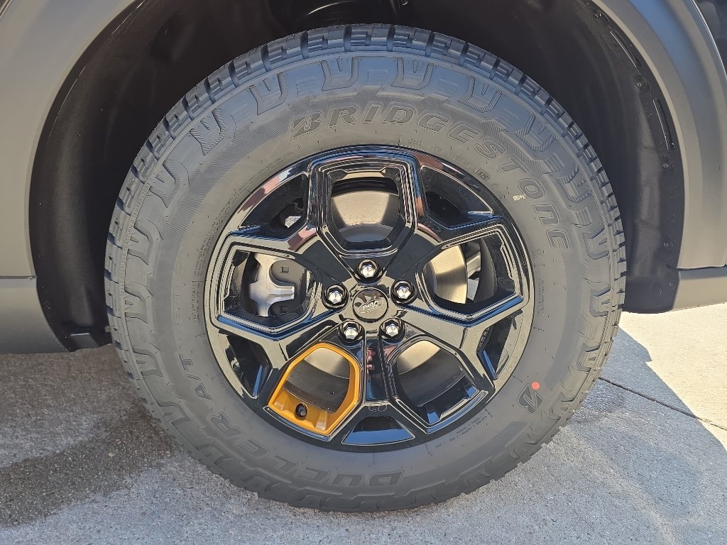 New 2026 Agate Black Metallic Ford Tremor® image 39