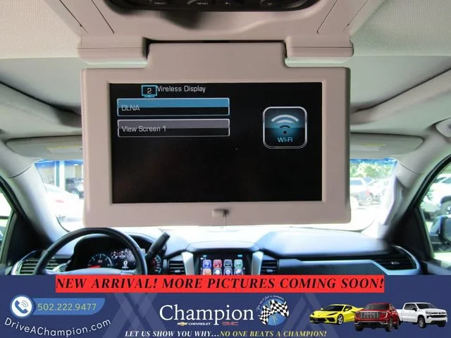 Used 2019 IRIDESCENT PEARL TRICOAT Chevrolet Premier image 11