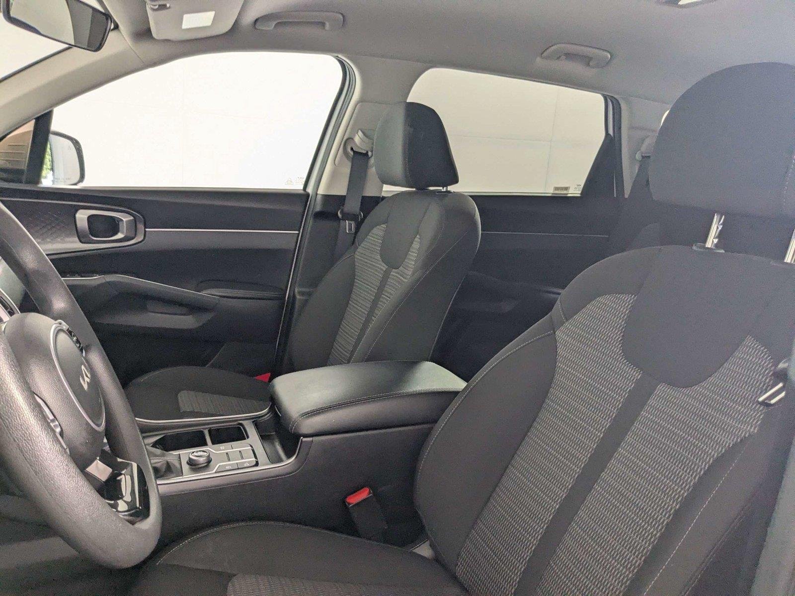 Used 2023 Glacial White Pearl Kia LX image 11