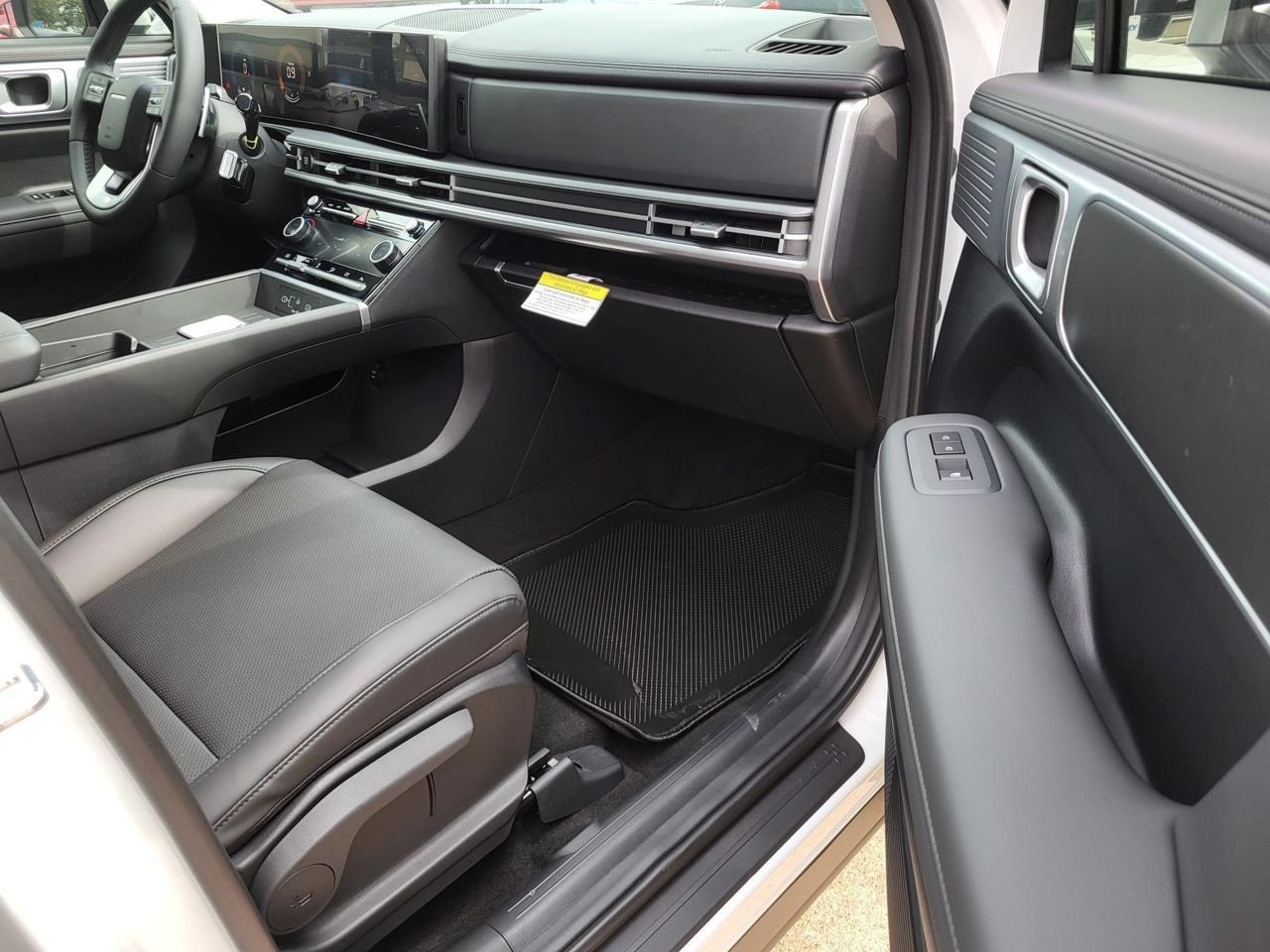 New 2026 Serenity White Hyundai SEL FWD image 7