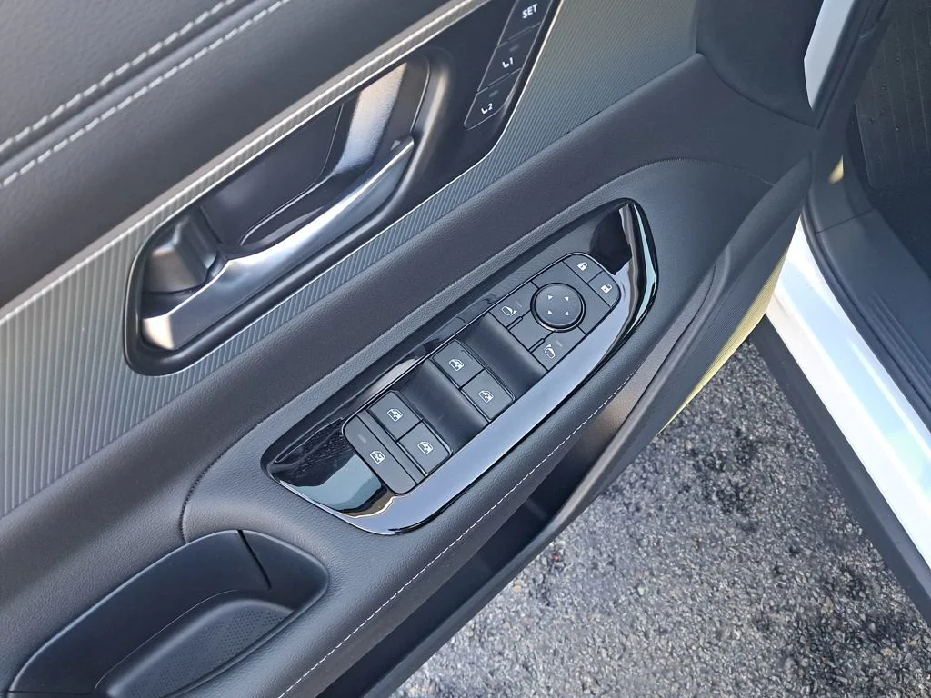2026 Nissan Murano SL - Photo 23