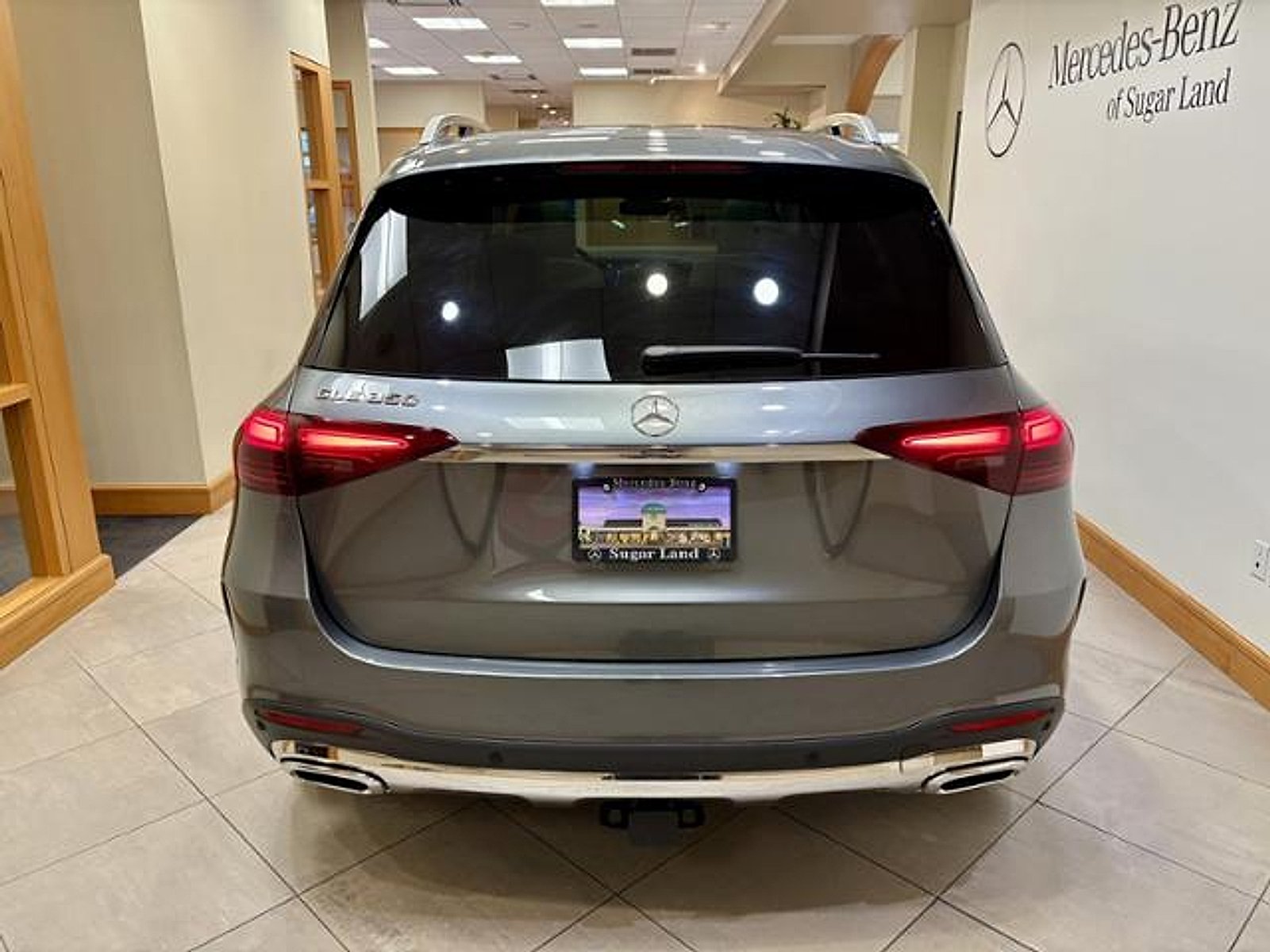 New 2026 Selenite Grey Metallic Mercedes-Benz  image 4