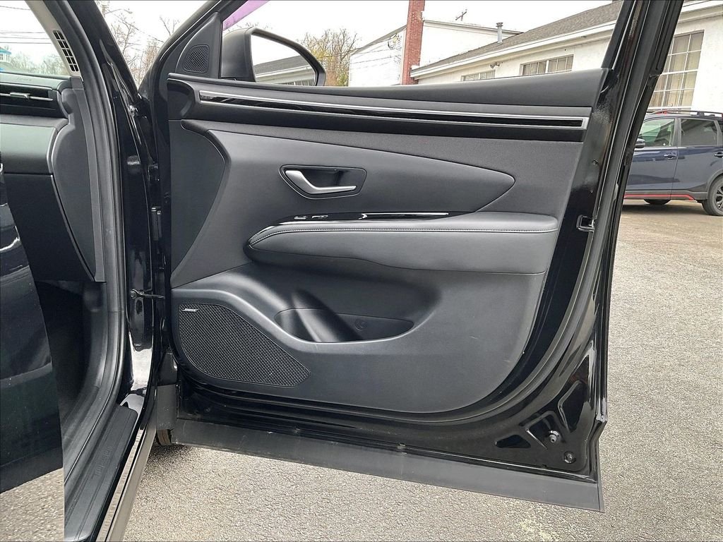 Used 2023 Black Hyundai Limited image 26