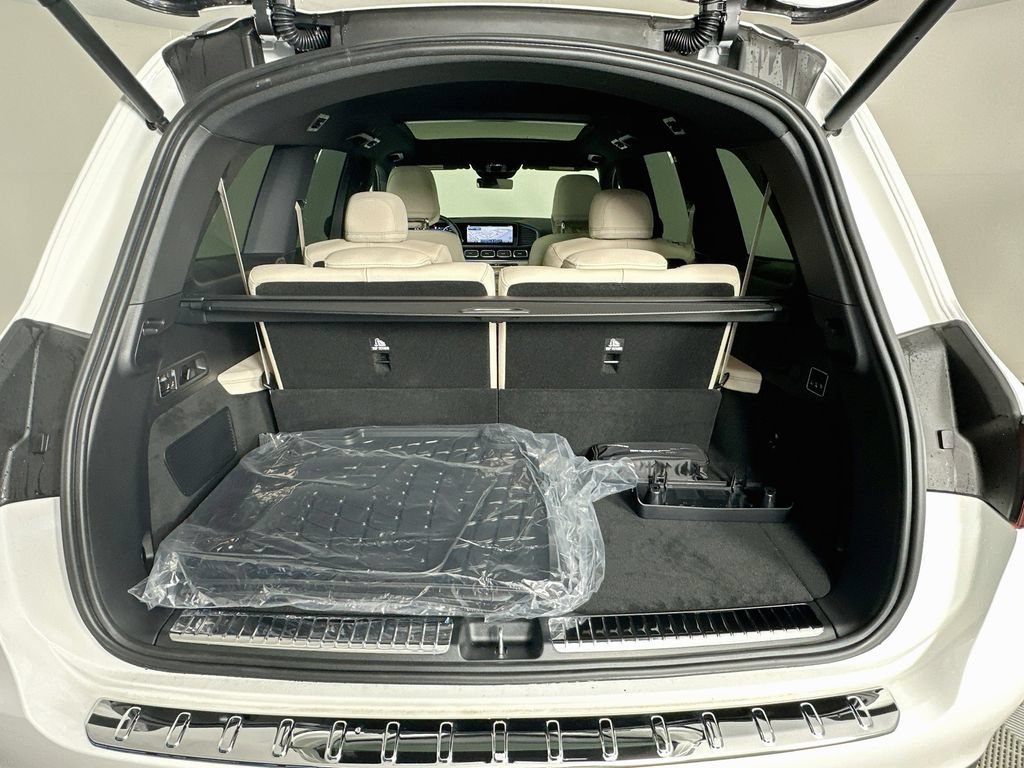 New 2026 Polar White Mercedes-Benz GLS 580 image 63