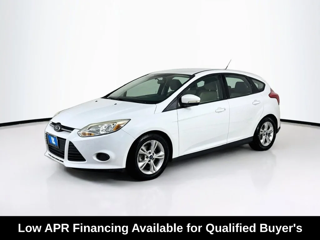 Used 2014 Oxford White Ford SE image 3
