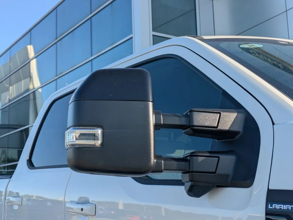 New 2026 Star White Metallic Tri-Coat Ford Lariat image 11