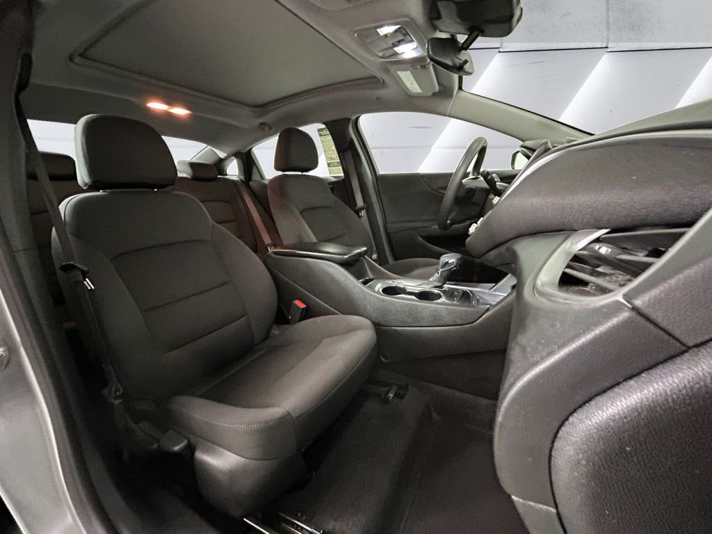 Used 2023 Gray Chevrolet LT image 14