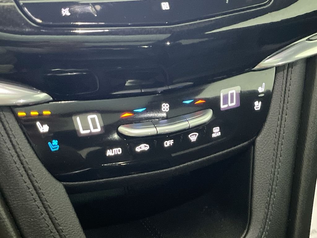 Used 2020 Silver Cadillac Sport image 23