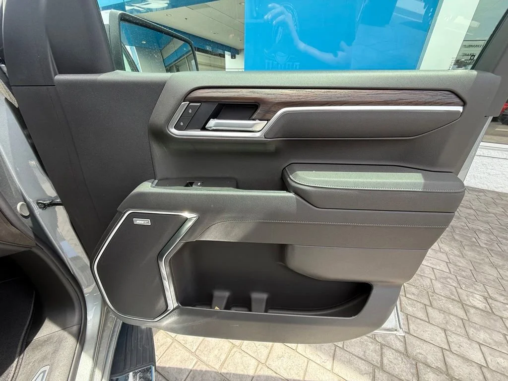 New 2026 Sterling Metallic GMC SLT image 17