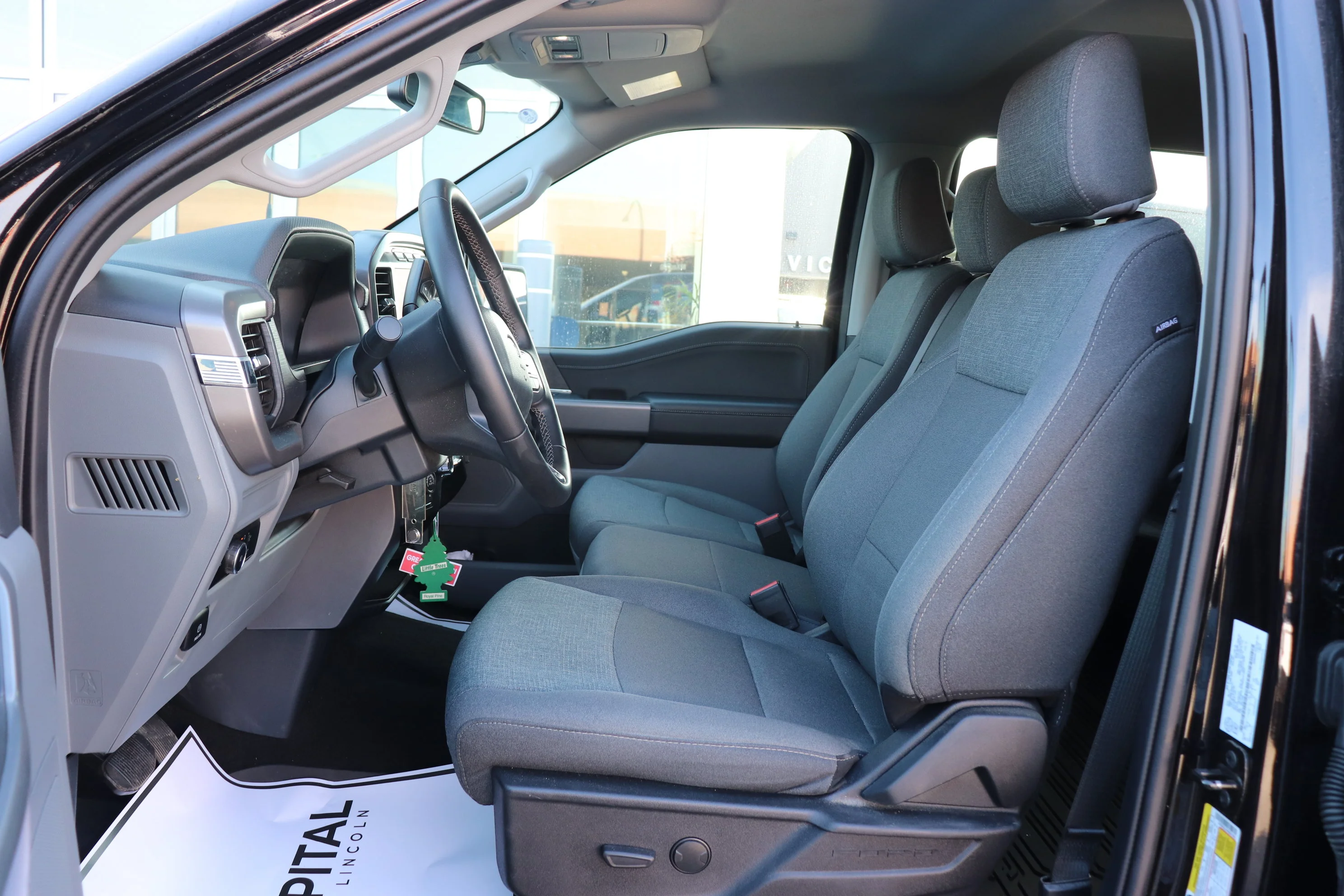 Used 2024  Ford XLT 4WD SuperCrew 5.5