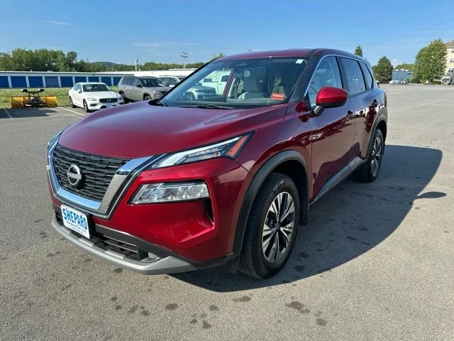 Used 2023 Red Nissan SV image 3