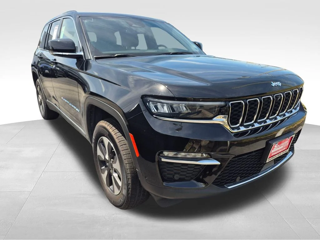 Used 2024 Black Jeep 4xe image 7