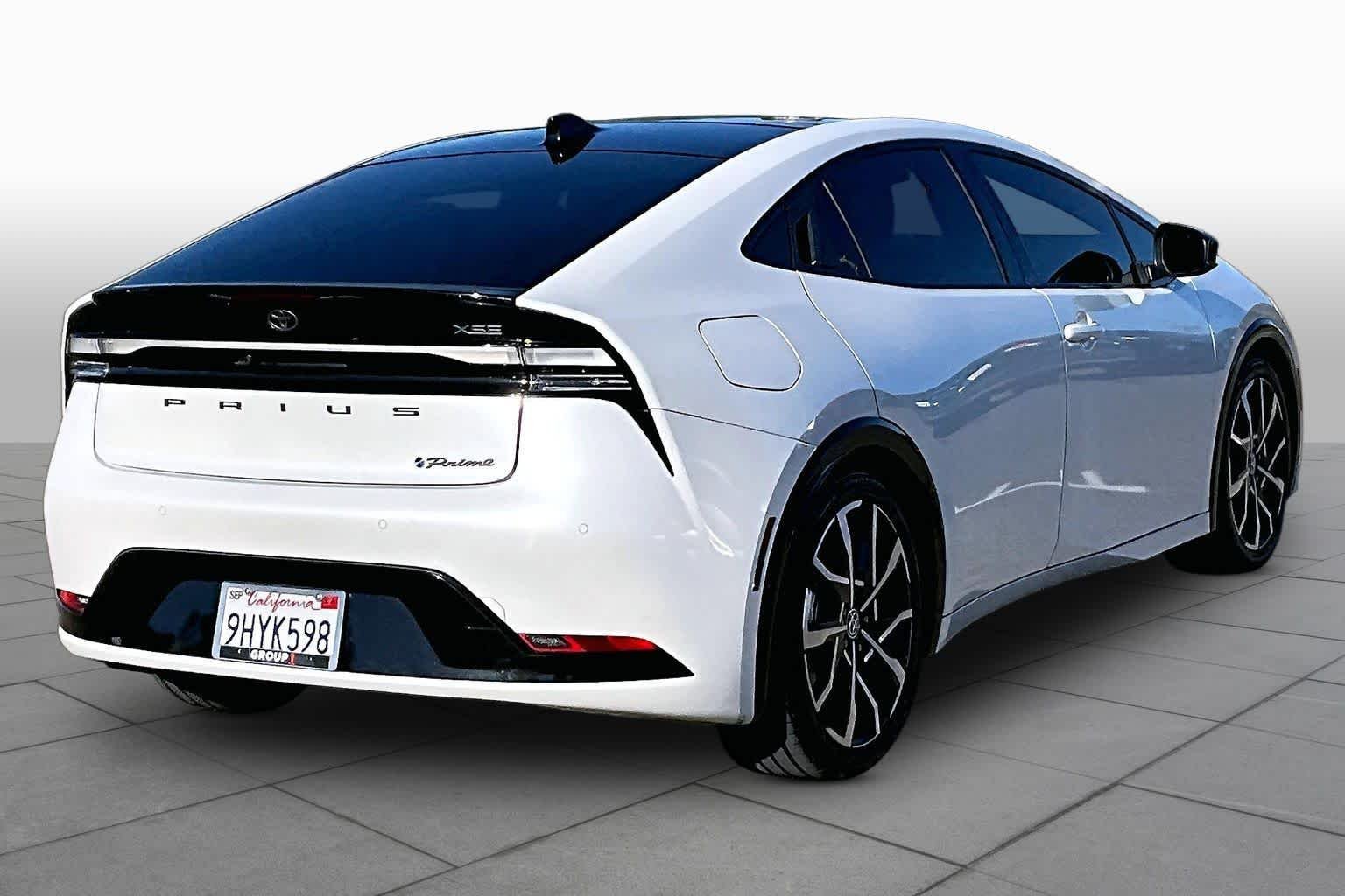 Used 2023 Wind Chill Pearl Toyota XSE Premium image 12