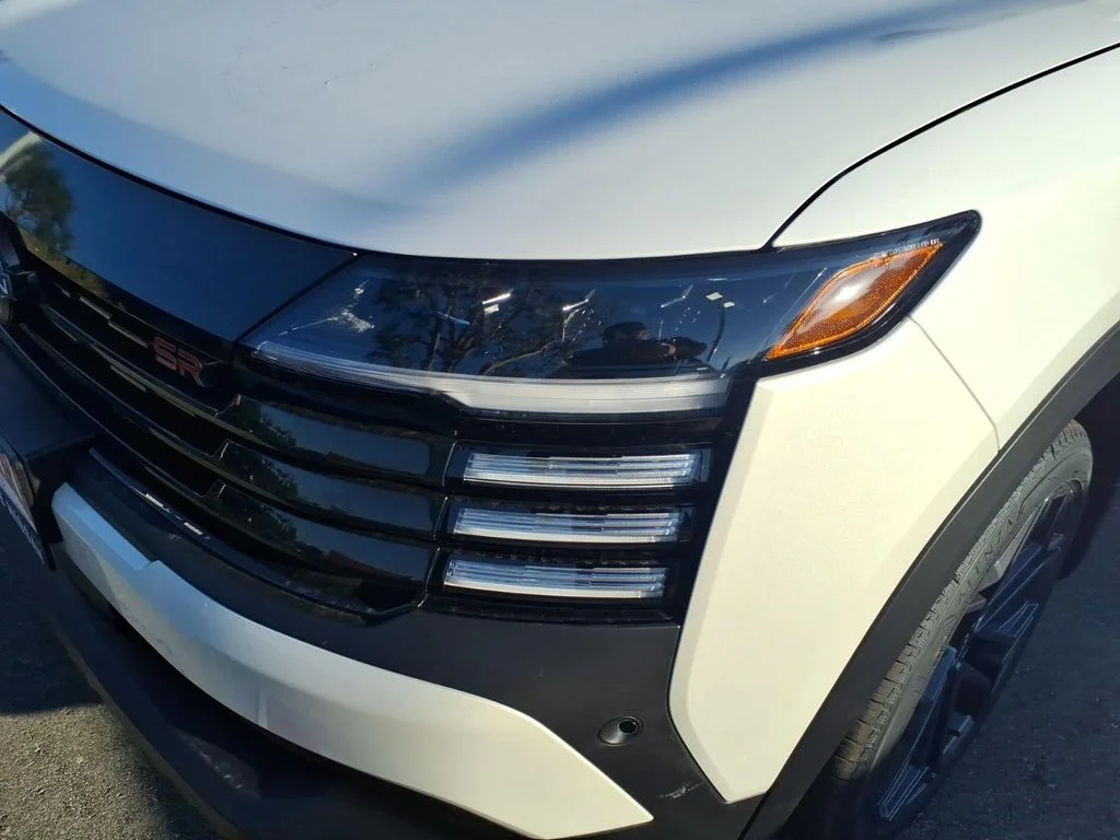 New 2026 Aspen White TriCoat Nissan SR image 2