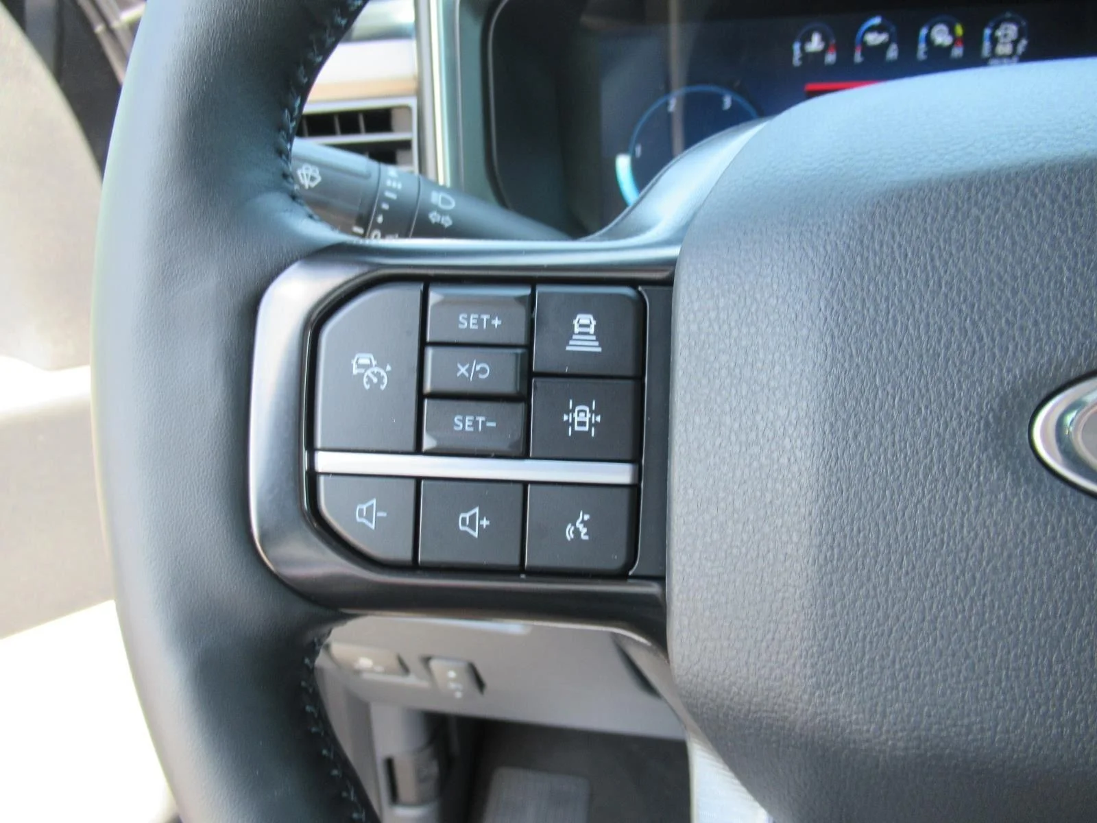 New 2026 Agate Black Metallic Ford F-350® Platinum® image 25