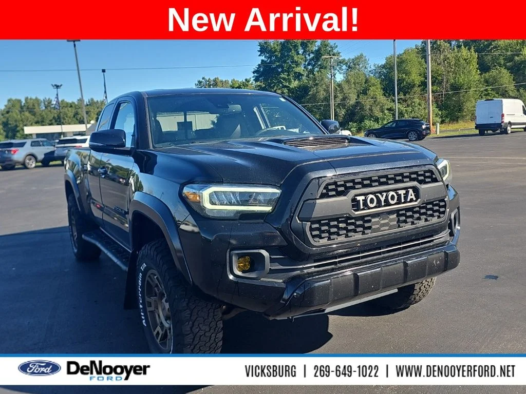 Certified Used 2022 Black Toyota TRD Sport image 3