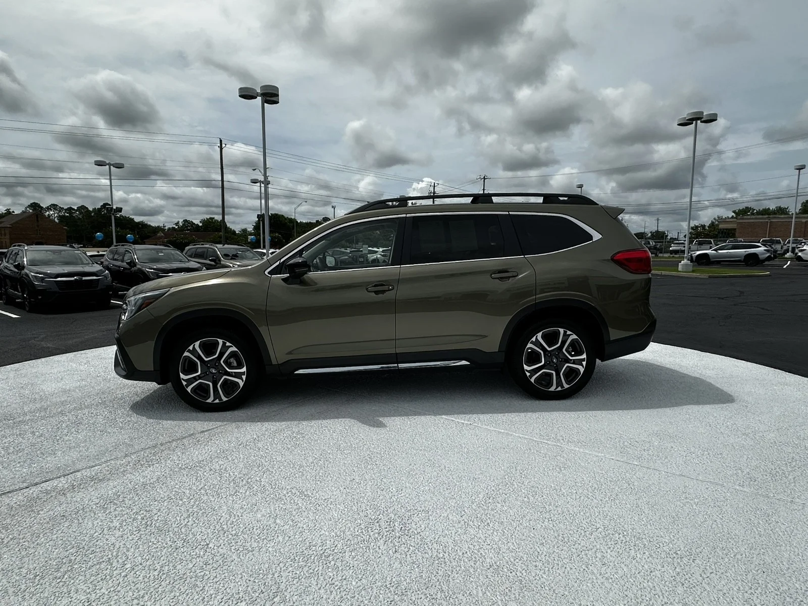Certified Used 2026 GREEN Subaru Limited image 4