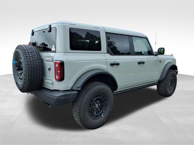 New 2026 Avalanche Gray Ford Badlands image 16