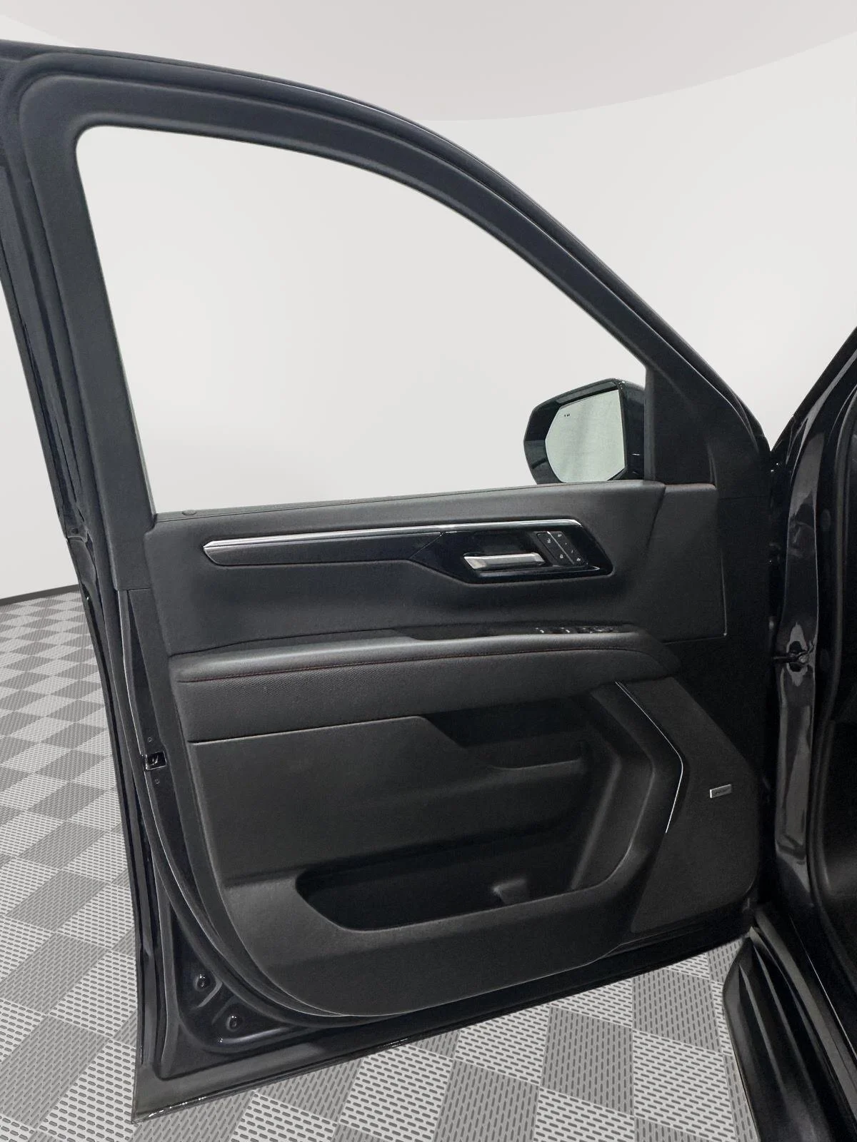 Used 2025 Dark Ash Metallic Chevrolet RST image 19