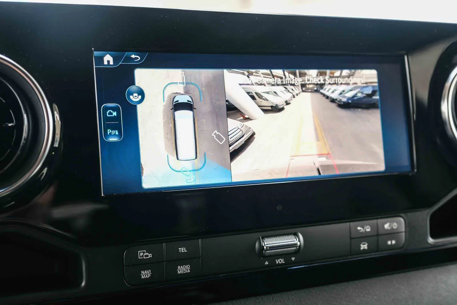 New 2026 Jet Black Mercedes-Benz Passenger 144WB High Roof AWD 2.0L I4 Diesel Turbo image 30
