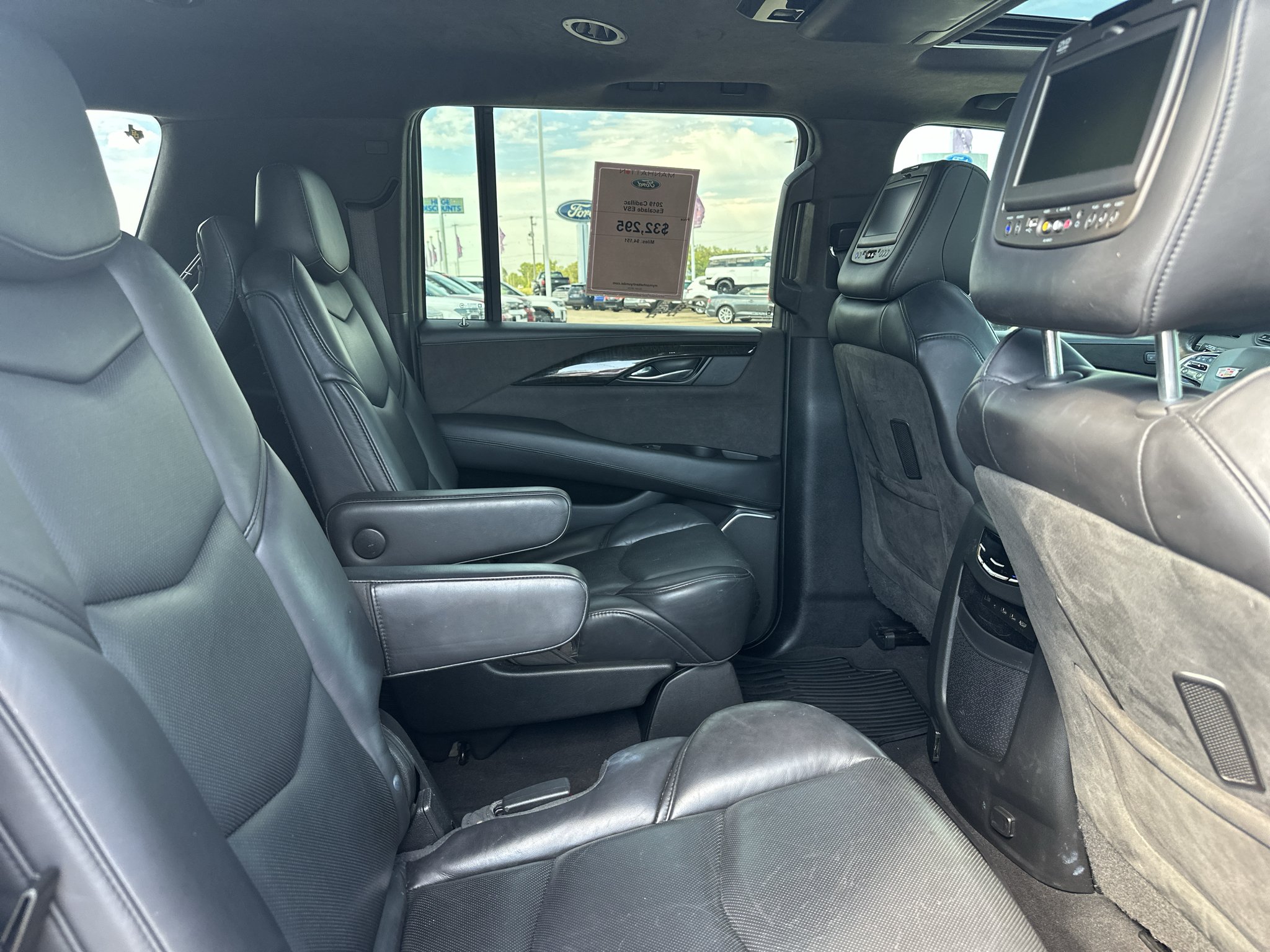 Used 2019 Shadow Metallic Cadillac Platinum image 5