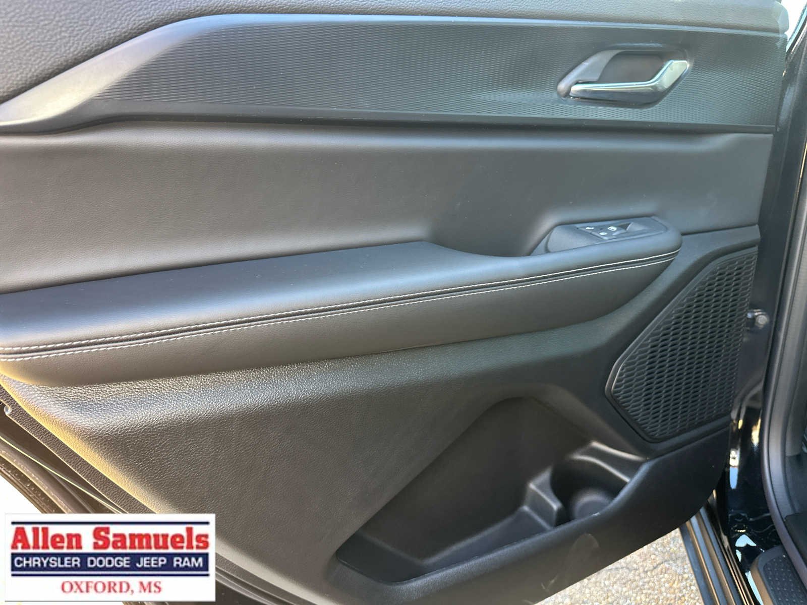 2025 Jeep Grand Cherokee L Altitude - Photo 32
