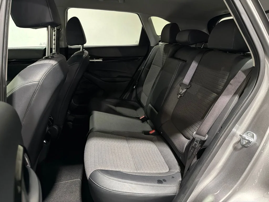 Used 2023 Gray Kia Nightfall image 28