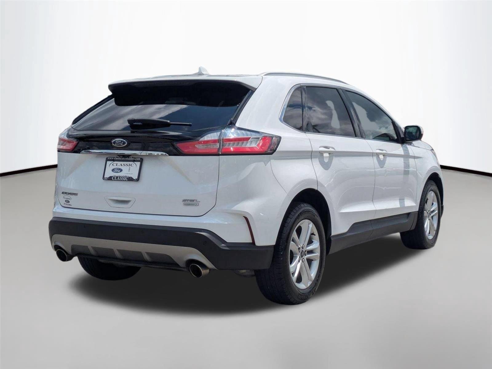 Used 2019  Ford SEL image 5