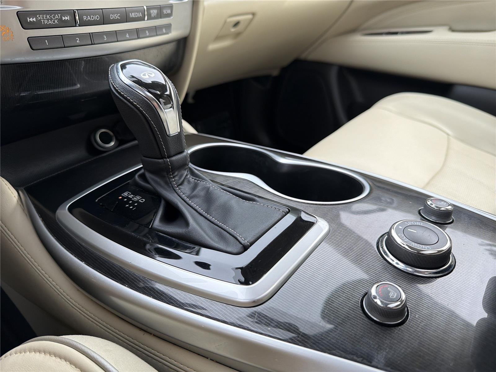 Used 2018 Black Obsidian INFINITI  image 11